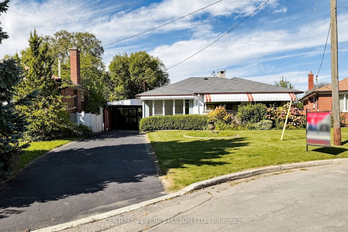 8 Wallbridge Court, Toronto \u2014 listed by Haideh Habibi